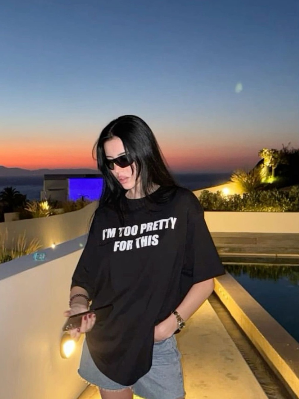 Wizzard Liz ‘I’m too pretty for this’ T-shirt SIZE M